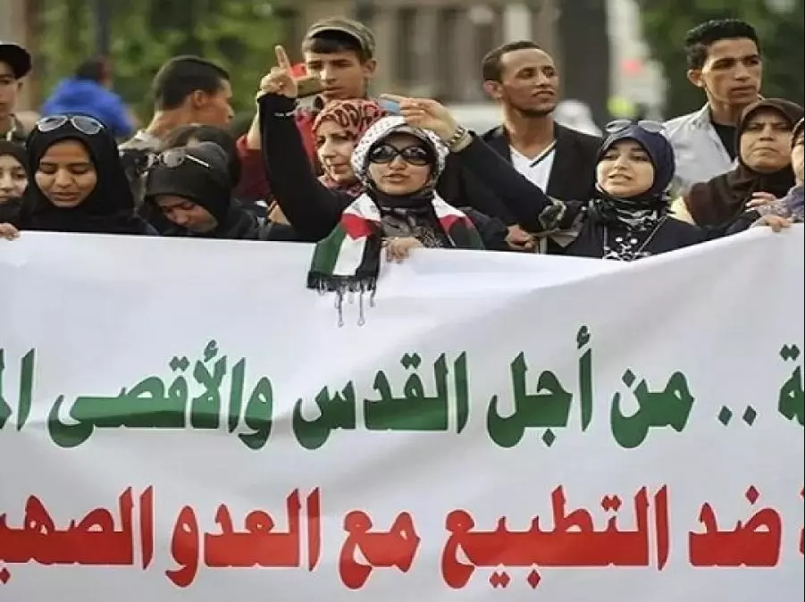 التطبيع مع العدو الصهيوني