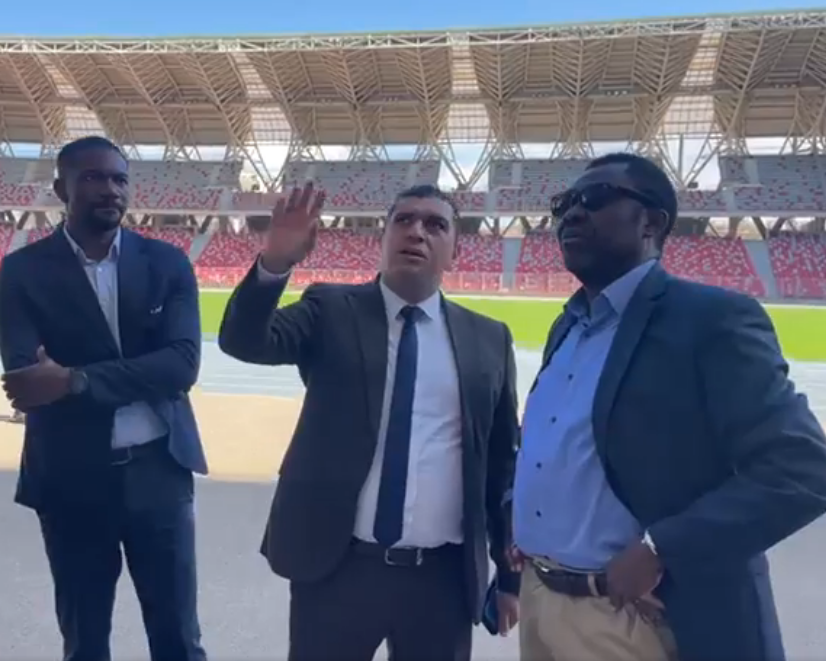 الأمين العام للكونفدرالية الأفريقية لكرة القدم