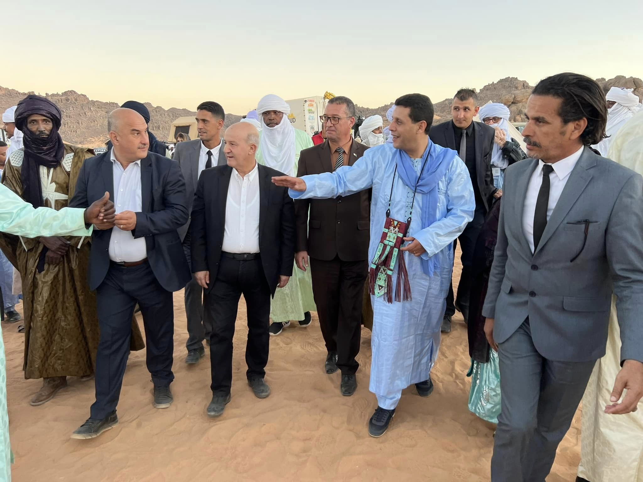 Le ministre du Tourisme et de l'artisanat à Djanet