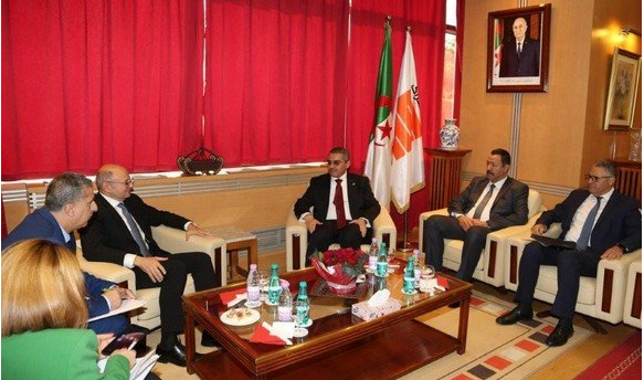 حكار يلتقي بوزير الطاقة الاذربيجاني