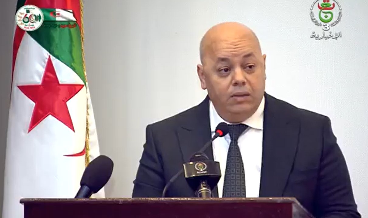 وزير المجاهدين العيد ربيقة