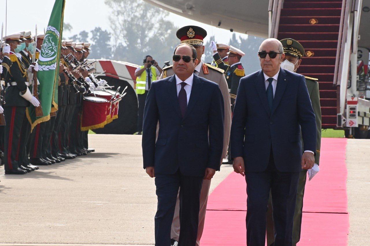 الرئيس تبون ونظيره المصري