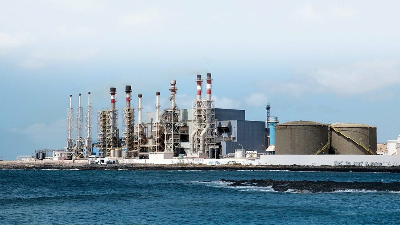 محطة تحلية المياه