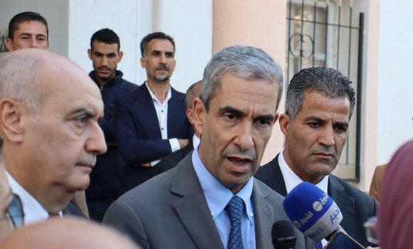 تطبيق رقمي للتكفل بانشغالات وشكاوى المواطنين