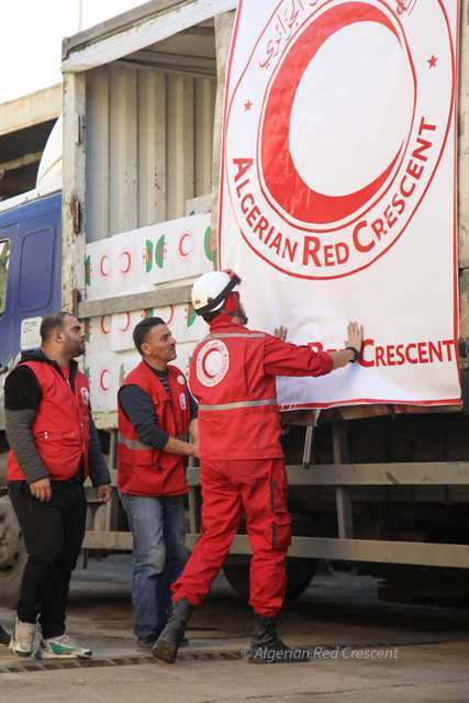 الهلال الأحمر الجزائري