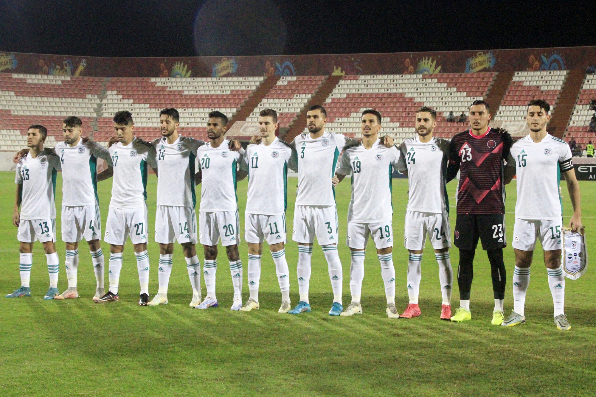 Equipe nationale de football des joueurs locaux