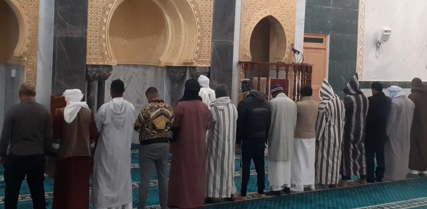 الجزائريون يقيمون صلاة الاستسقاء عبر كافة مساجد الوطن