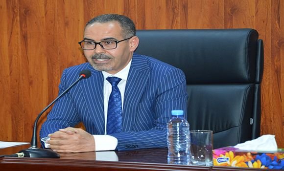 وزير الشباب والرياضة عبدالرزاق شبقاق