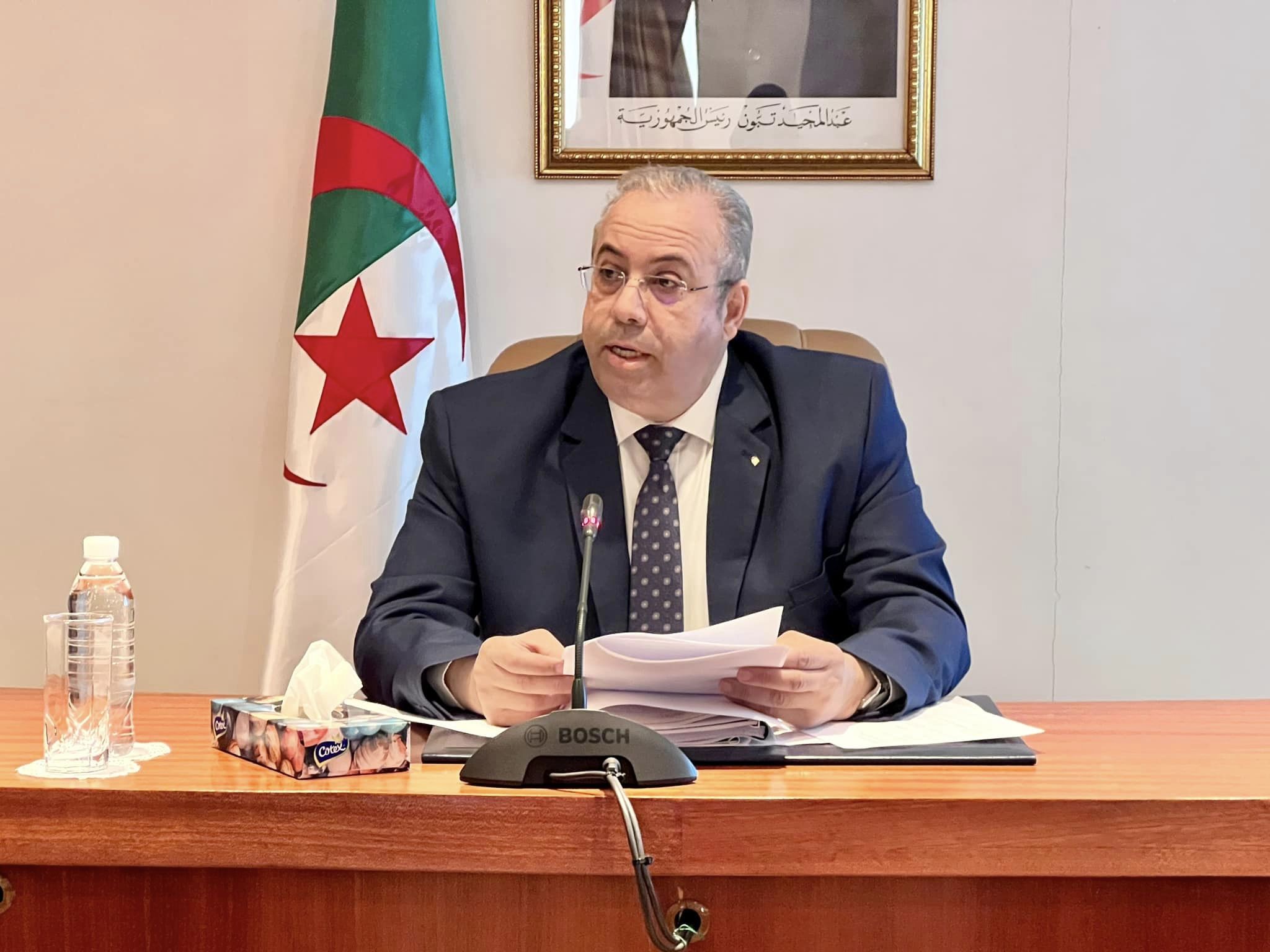 Ahmed Zeghdar, ministre de l'industrie