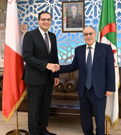 الجزائر-مالطا