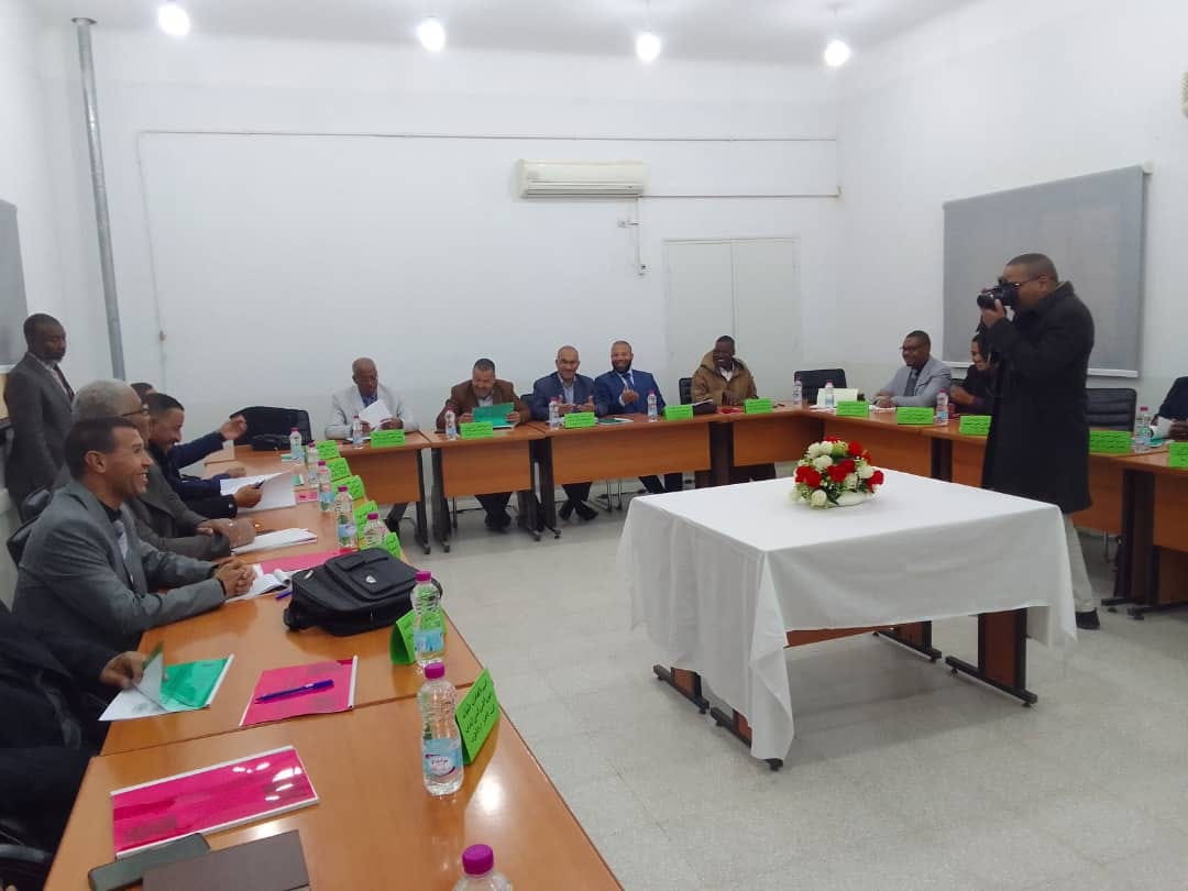 دورة تكوينية حول قطاع السكن لفائدة رؤساء المجالس الشعبية البلدية