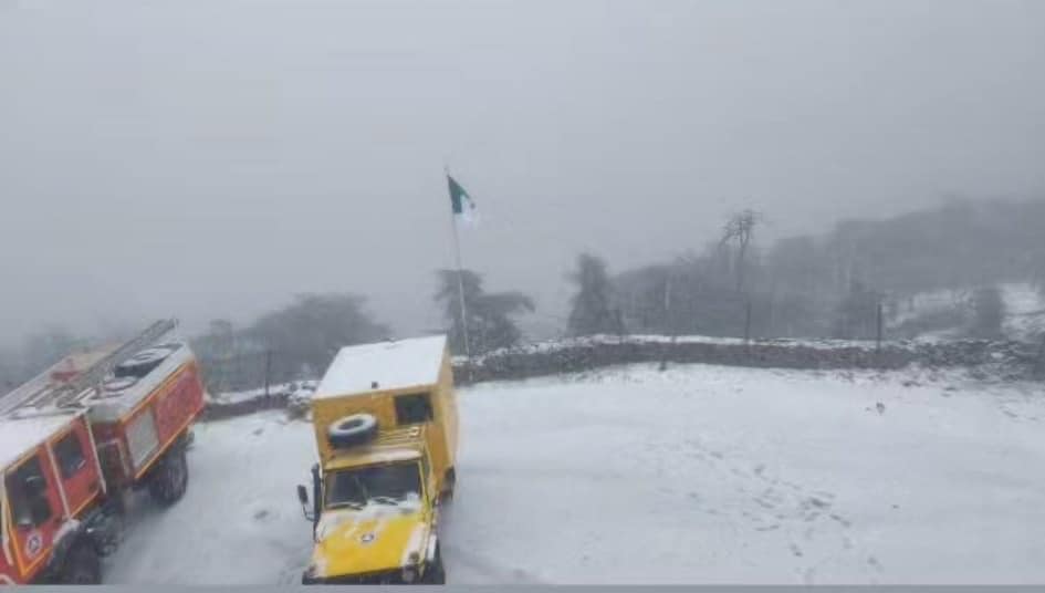 تساقط الثلوج على المرتفعات الوسطى والشرقية من الوطن