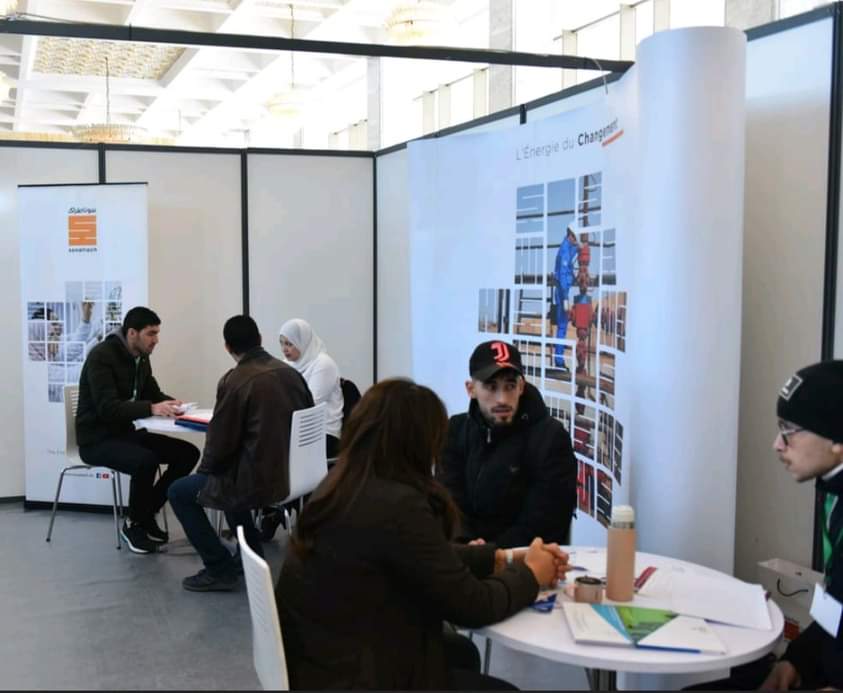 جناح سوناطراك في الصالون الوطني للتشغيل والتكوين