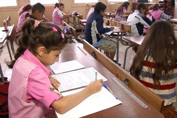تلاميذ الخامسة ابتدائي