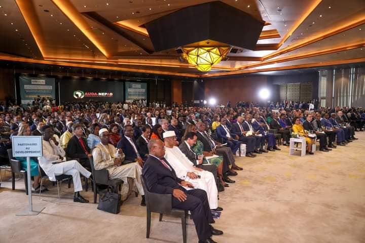 قمة داكار حول تمويل المنشآت في افريقيا