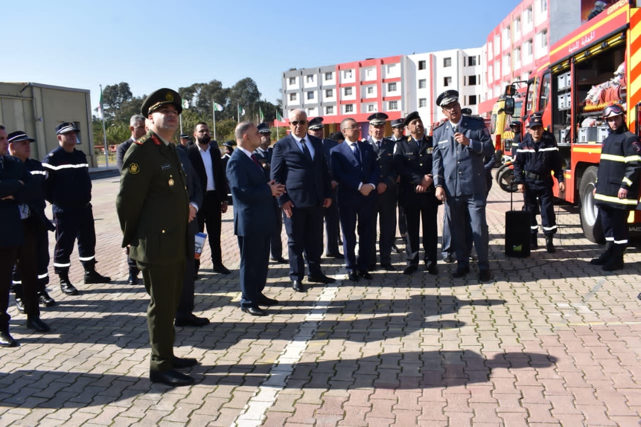 وزير الداخلية