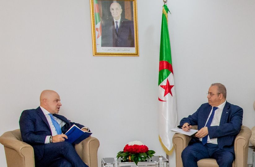 وزير الصناعة يستقبل مدير منطقة افريقيا والشرق الاوسط بمجموعة "ستيلانتيس"