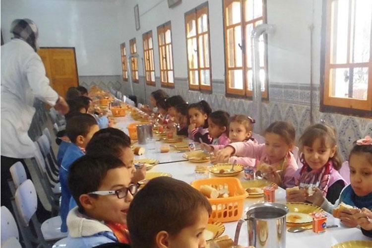 الإطعام والصحة المدرسية