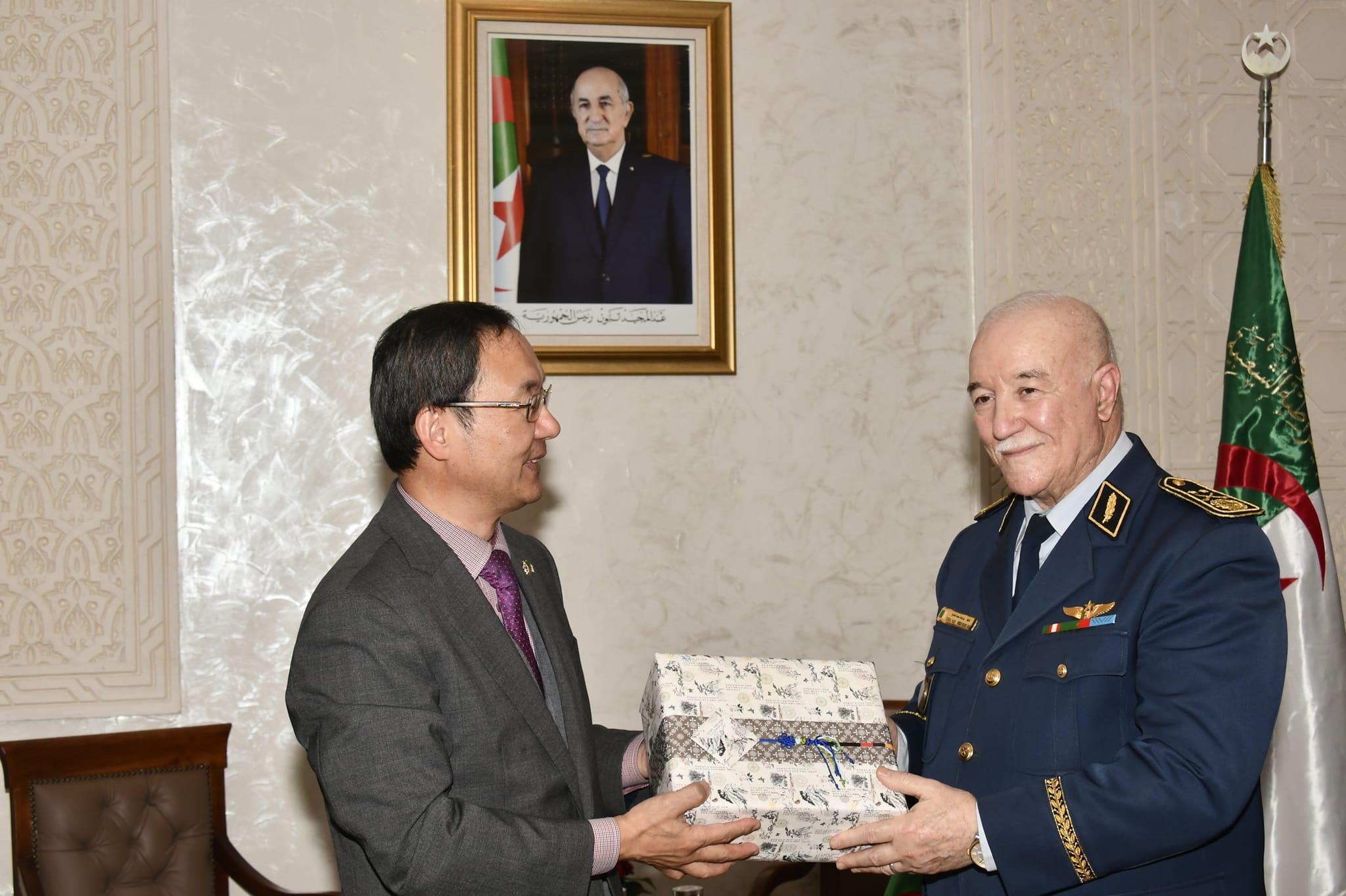 الجزائر-جمهورية كوريا