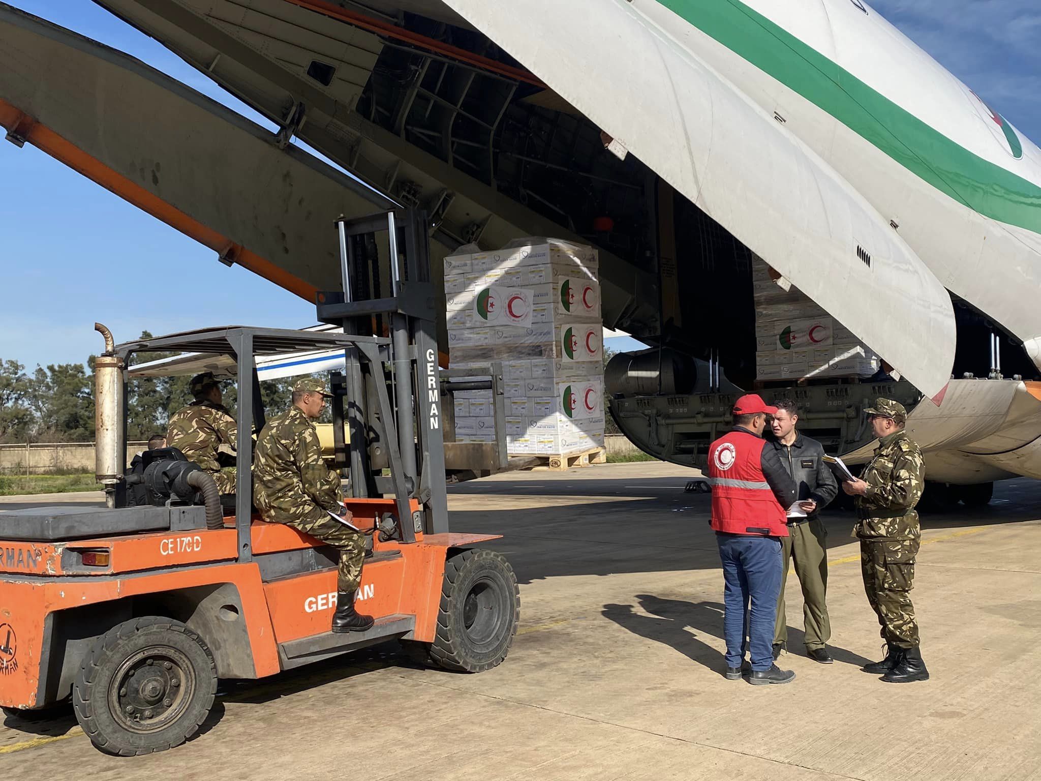 Séisme en Syrie : l'Algérie envoie 70 tonnes d'aides humanitaires