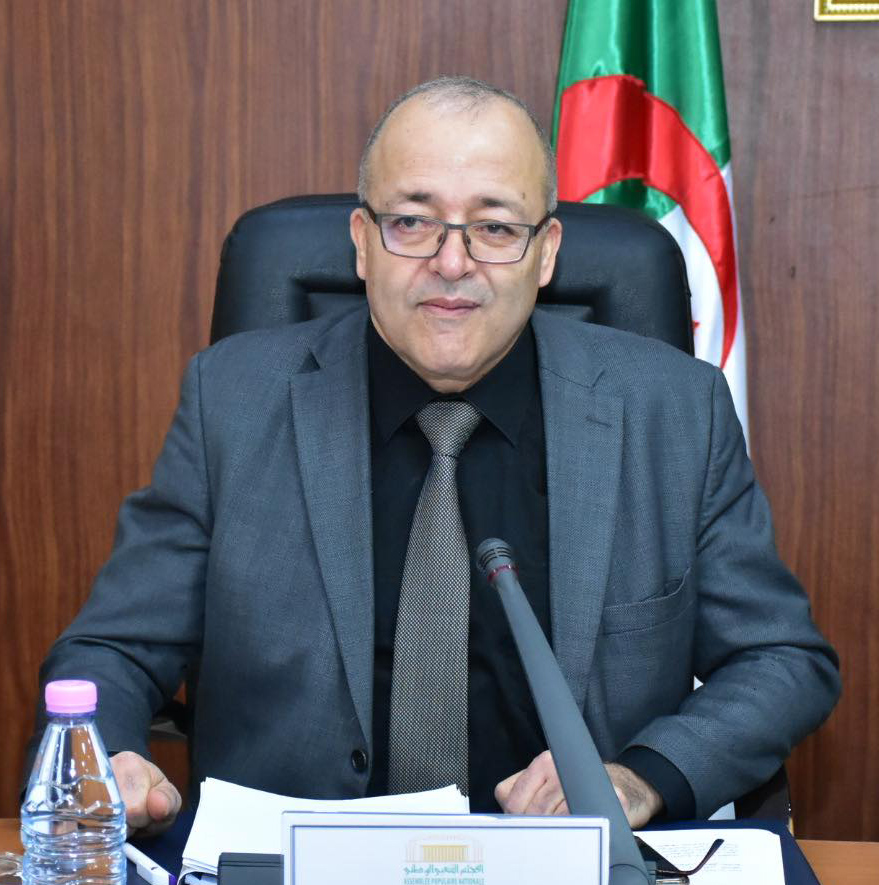 وزير الاتصال