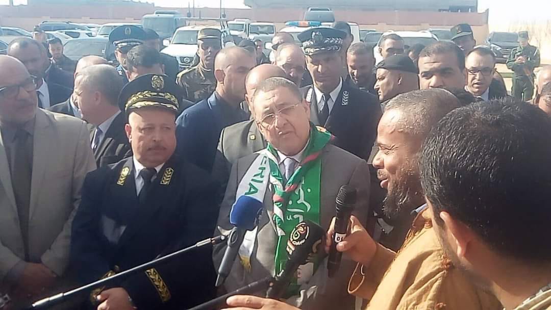 جانب من زيارة مراد لأولاد جلال