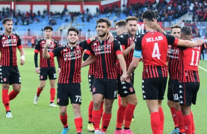 مجموعةمن لاعبي اتحاد العاصمة