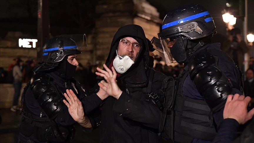 احتجاجات فرنسا