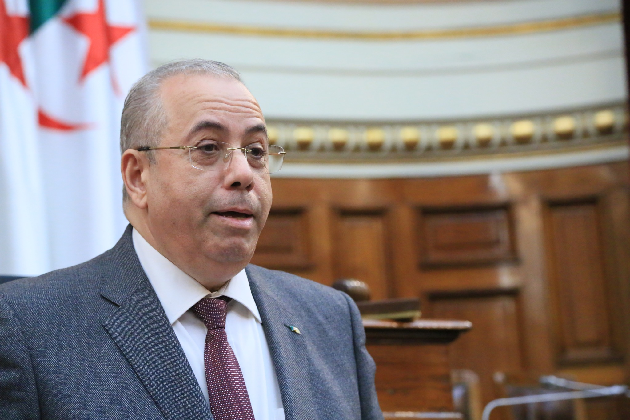 وزير الصناعة أحمد زغدار