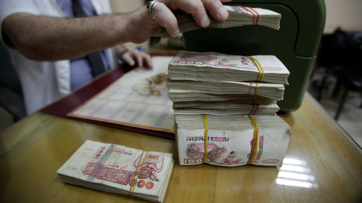 Près de 605 milliards de DA injectés à travers les bureaux d'Algérie Poste durant mars dernier