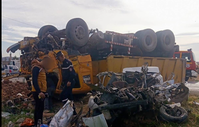 باتنة: وفاة شخصين وإصابة اثنين آخرين بجروح في حادث مرور بالشمرة
