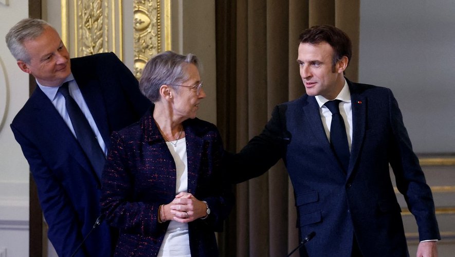 retraite-macron-borne.jpg