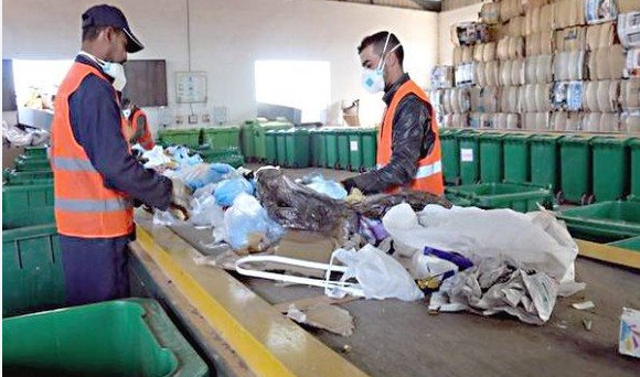 فرز النفايات