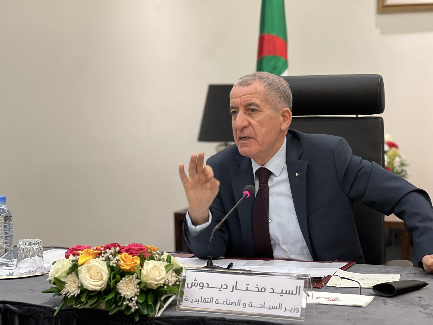 وزير السياحة