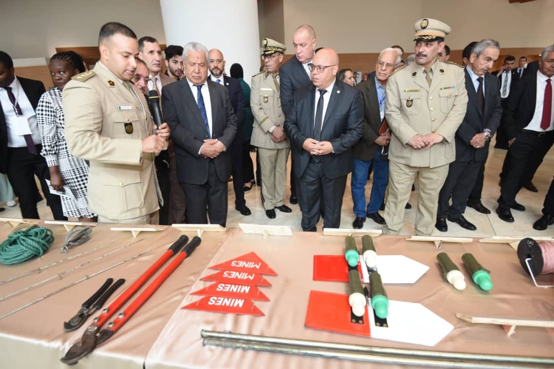 الملتقى الدولي حول التجربة الجزائرية في نزع الالغام