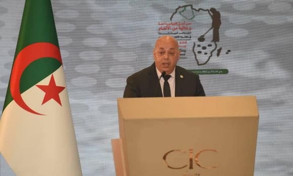 وزير المجاهدين العيد ربيقة