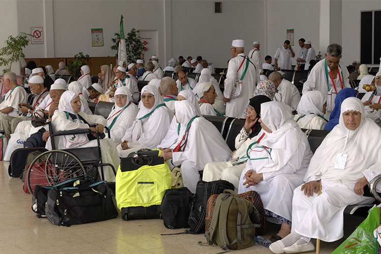 أزيد من 8000 حاج قاموا بتسديد تكلفة الحج عن طريق بنك الجزائر