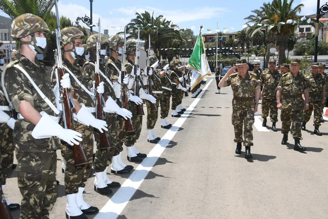 Le général des corps d'armée ANP
