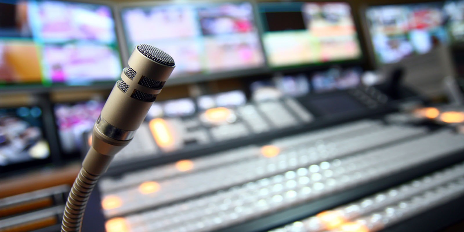 الإعلام الجزائري الثقيل