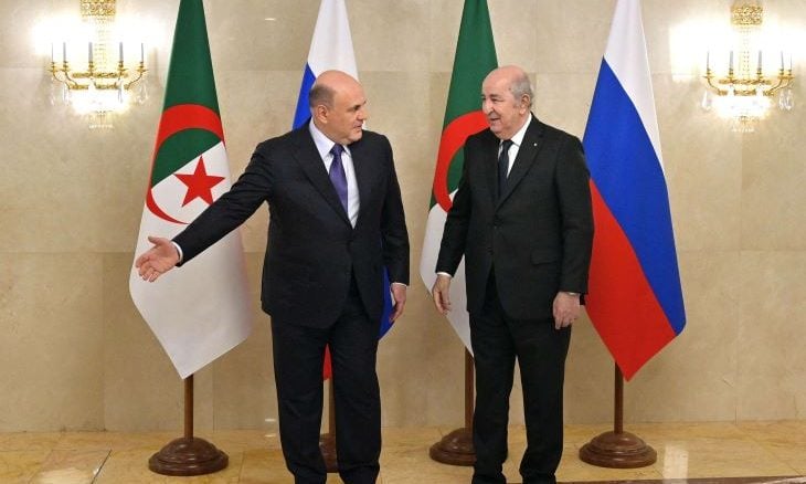 رئيس الجمهورية يتحادث مع رئيس الوزراء الروسي في موسكو