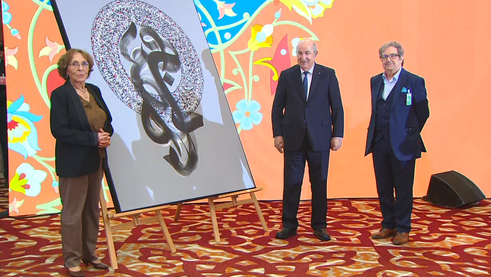 الفنانون يكرّمون رئيس الجمهورية