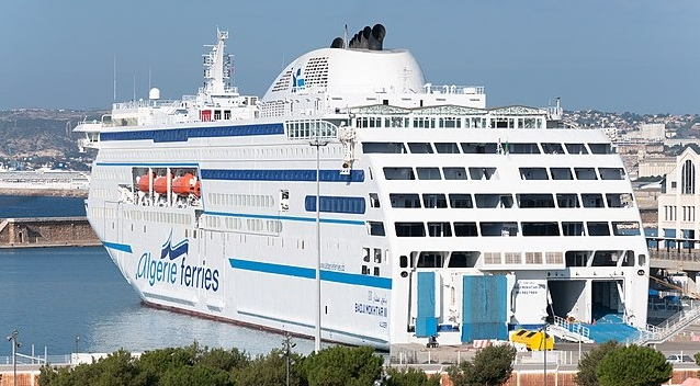 النقل البحري