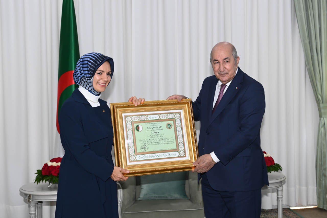 عبد المجيد تبون