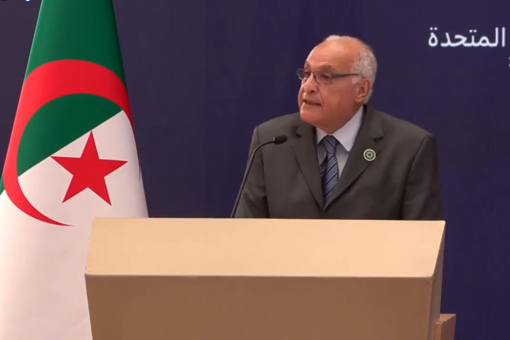 أحمد عطاف