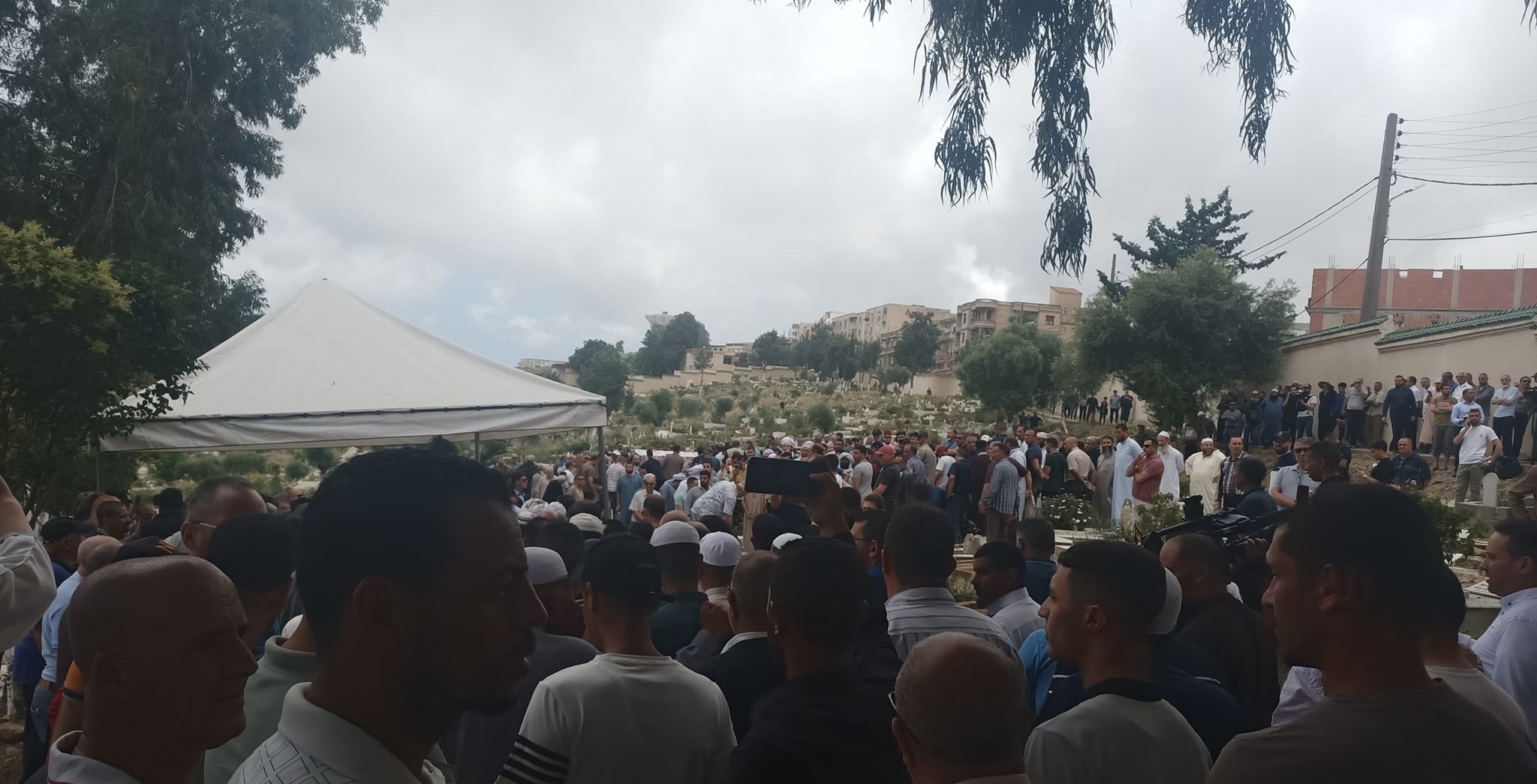 جنازة علامة الجزائر الشيخ محمد الطاهر آيت علجت