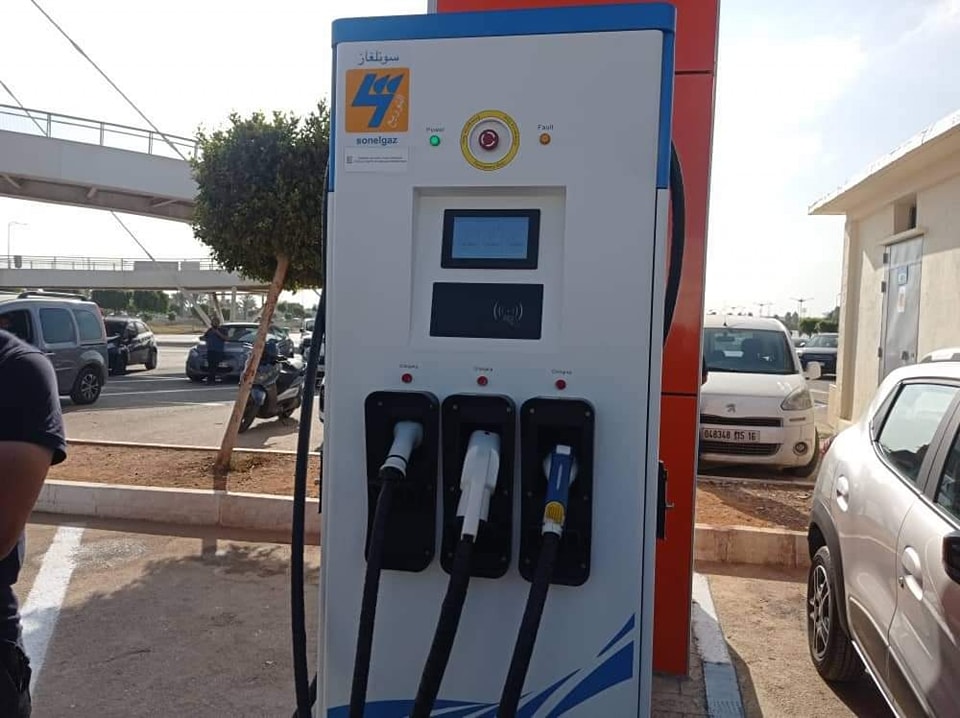 Voiture électrique.26.07.2023