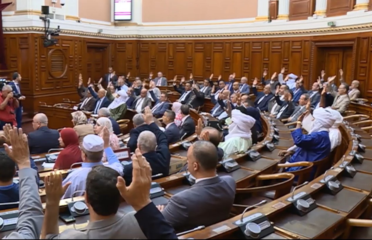 المصادقة على قانون المحضر القضائي