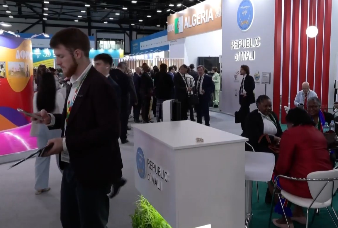 الجناح الجزائري بقمة روسيا _افريقيا