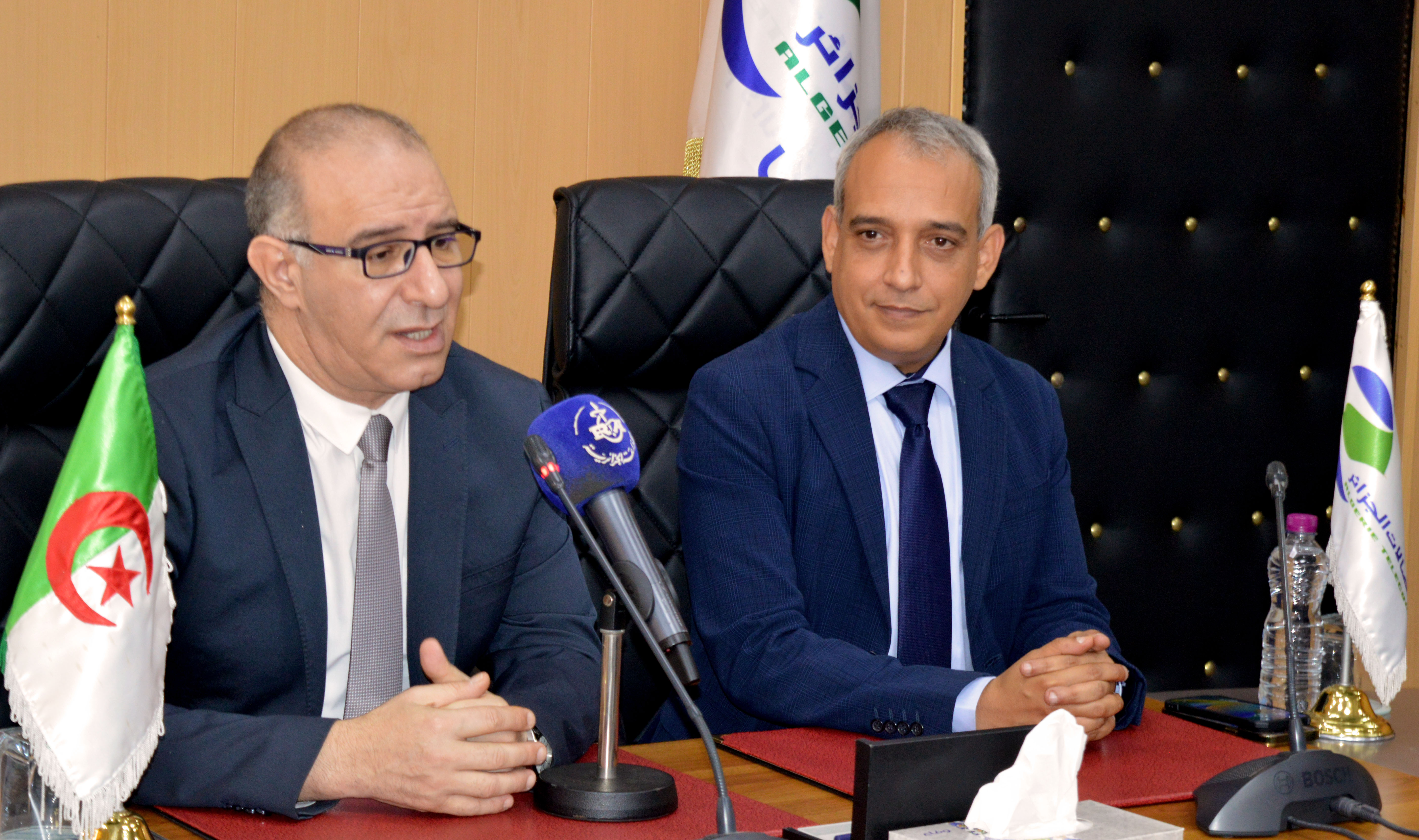 الإذاعة الجزائرية تبرم اتفاقية شراكة مع اتصالات الجزائر