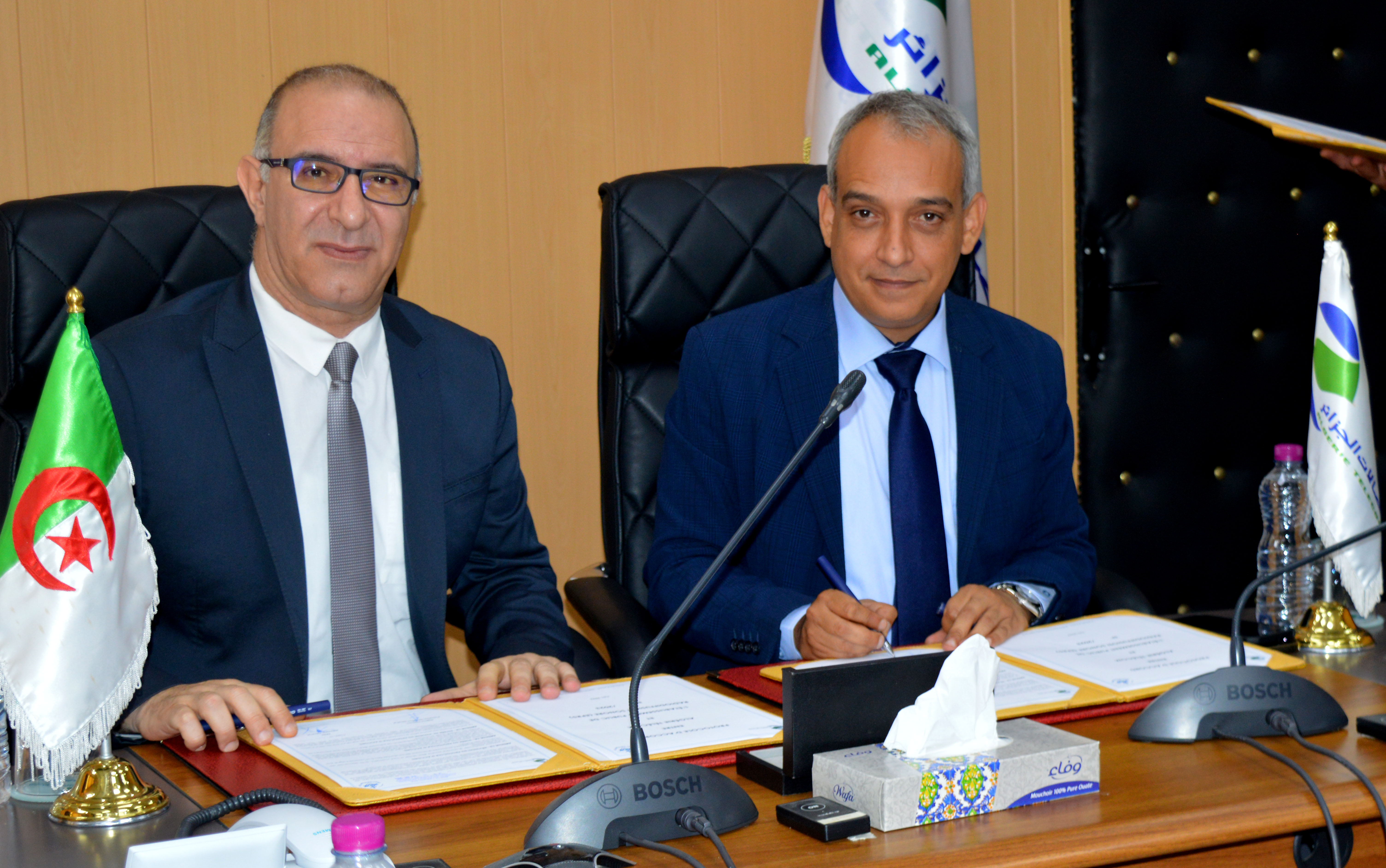 الإذاعة الجزائرية تبرم اتفاقية شراكة مع اتصالات الجزائر